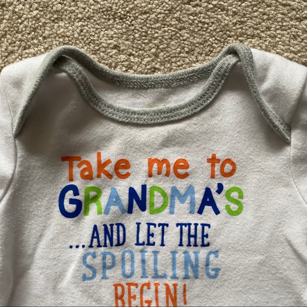👵🏻”Take Me to Grandma’s” baby onesie - Picture 2 of 6